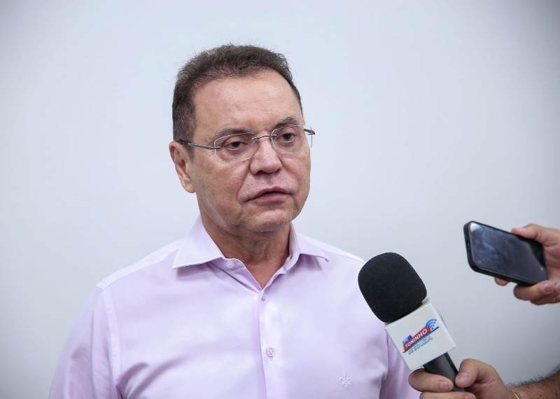Botelho recomenda suspensão do Carnaval para evitar alastramento da covid-19