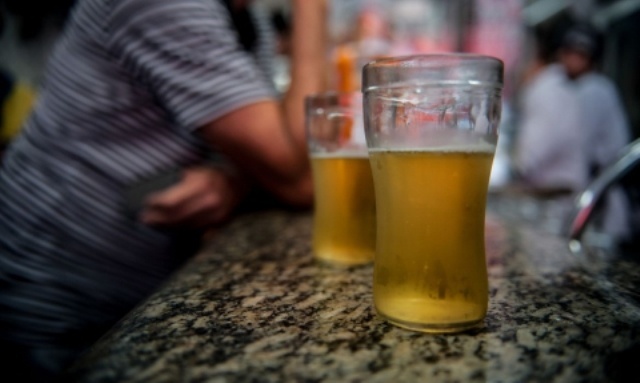 Vendas de bebidas alcoólicas movimentam mais de R$ 523 milhões em MT e índice alerta para excesso