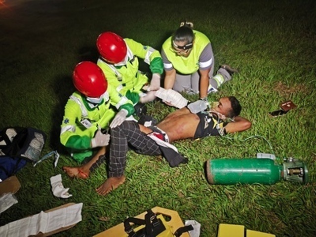 Acidente envolve três veículos e deixa quatro vítimas, duas graves em Sinop