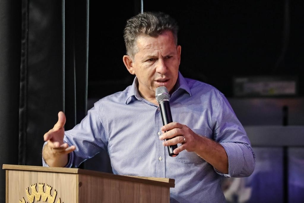 Governador envia projeto à Assembleia para tornar obrigatório o uso de uniformes nas escolas estaduais