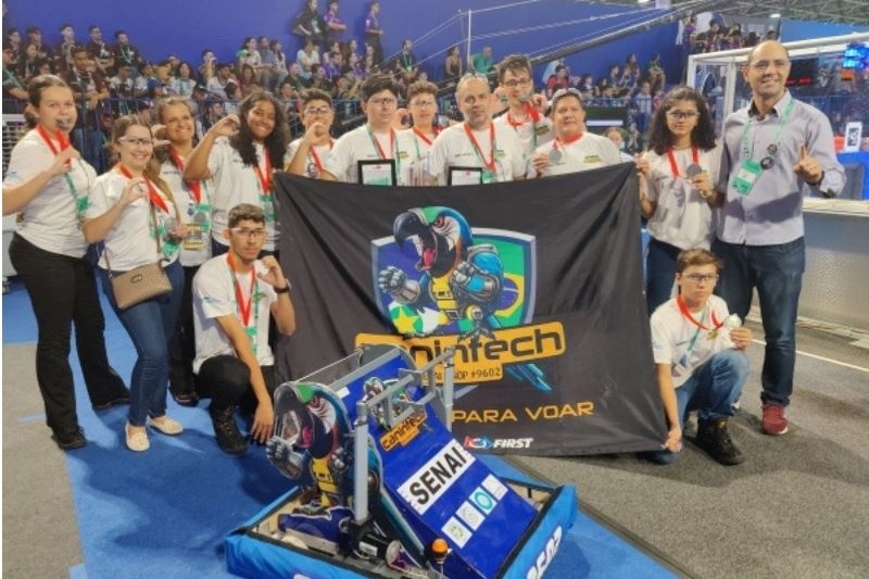 Alunos de Sinop vão participar do mundial de robótica nos EUA