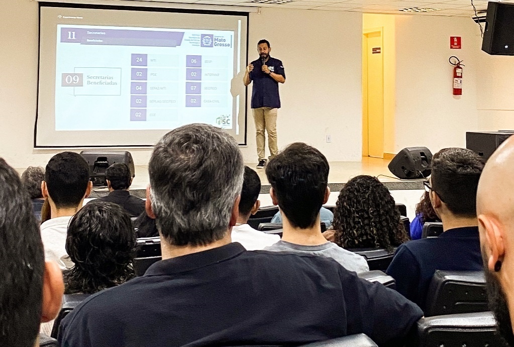 Seciteci forma 198 programadores de sistemas