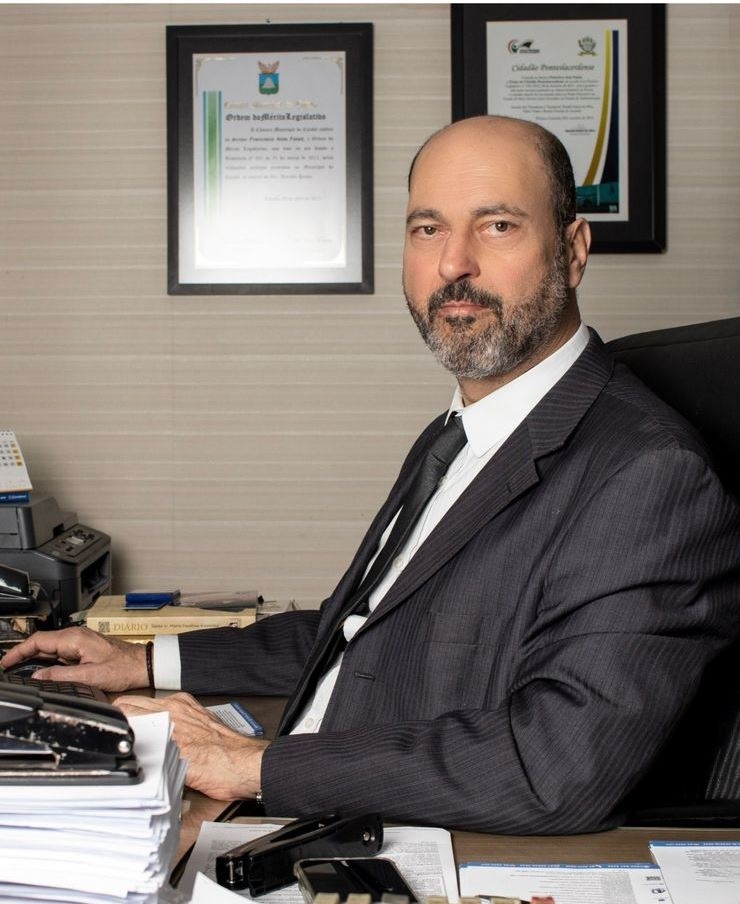A comunicação ao consumidor da negativação de seu nome por credores