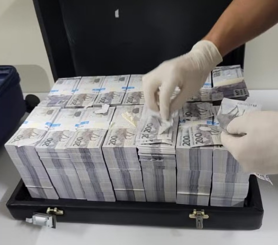 Quadrilha que produziu mais de R$ 10 milhões em notas falsas é presa em hotel de Cuiabá