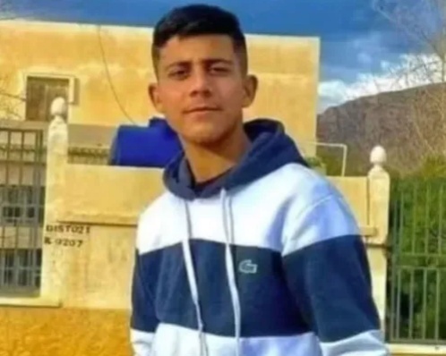Jogador de 17 anos morre após levar chute no estômago