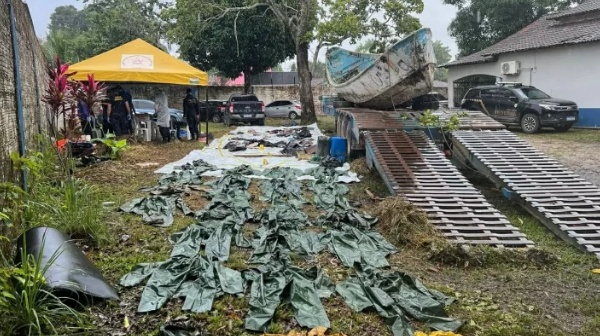 Barco saiu da África com 25 pessoas, que devem ter morrido de fome, diz PF