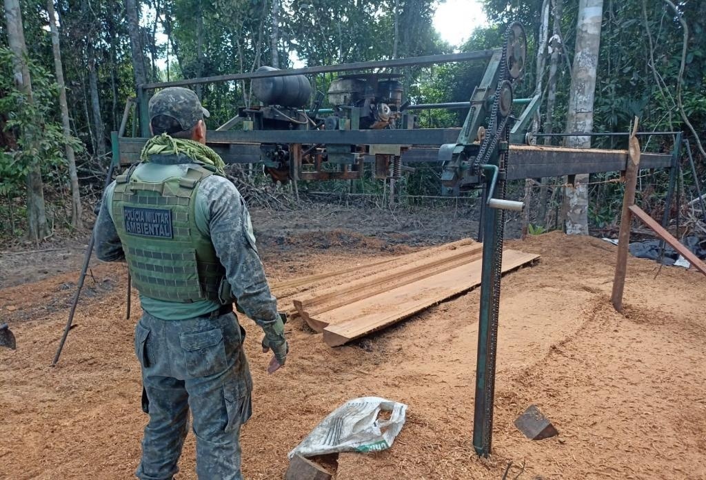 Sema faz apreensões em operação de combate à pesca e desmatamento ilegal