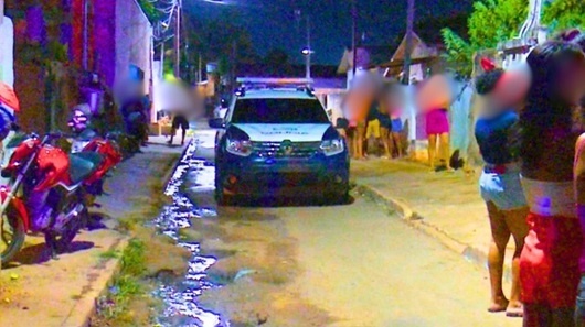 Jovem é executado a tiros por dupla em moto em frente de casa em Sorriso
