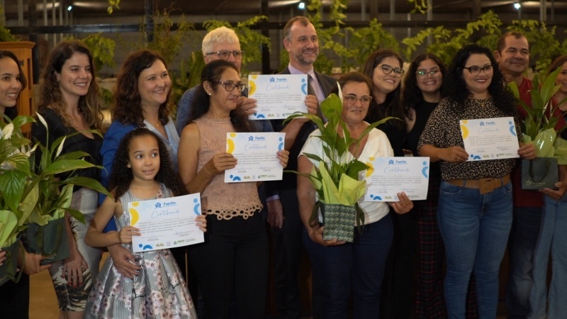Prefeitura vai certificar mais famílias no programa de acolhimento familiar 'Família Acolhedora'