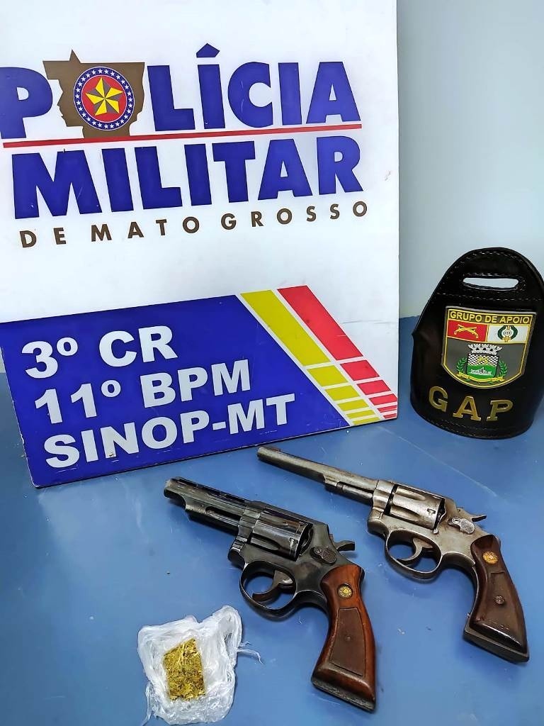 Homens são presos em flagrante pela PM por porte ilegal de arma e tráfico de drogas