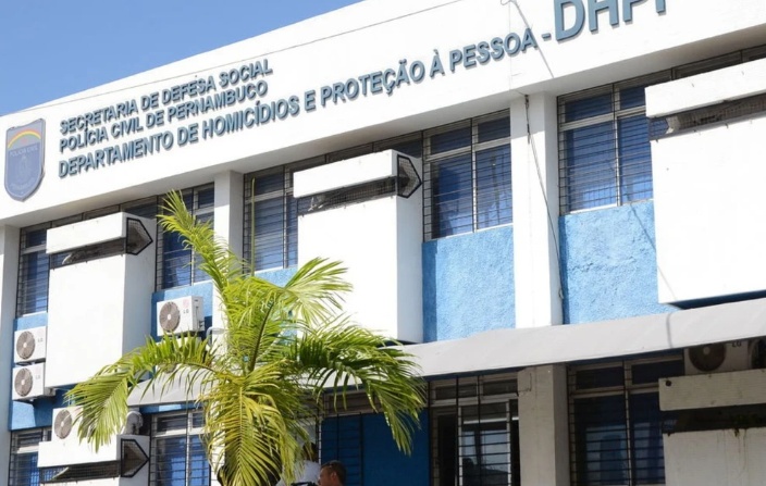 Mulher é presa suspeita de matar filha de 10 meses envenenada e escondê-la em freezer
