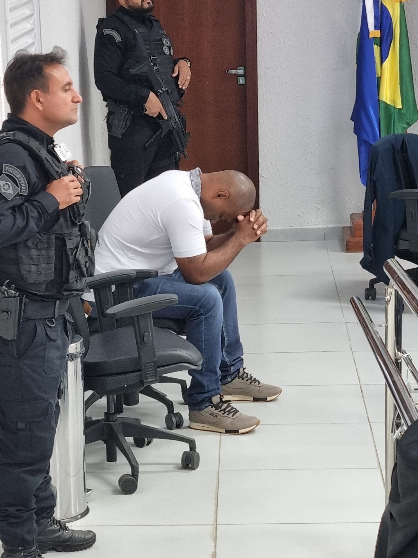 Caminhoneiro é condenado a 24 anos de prisão por feminicídio