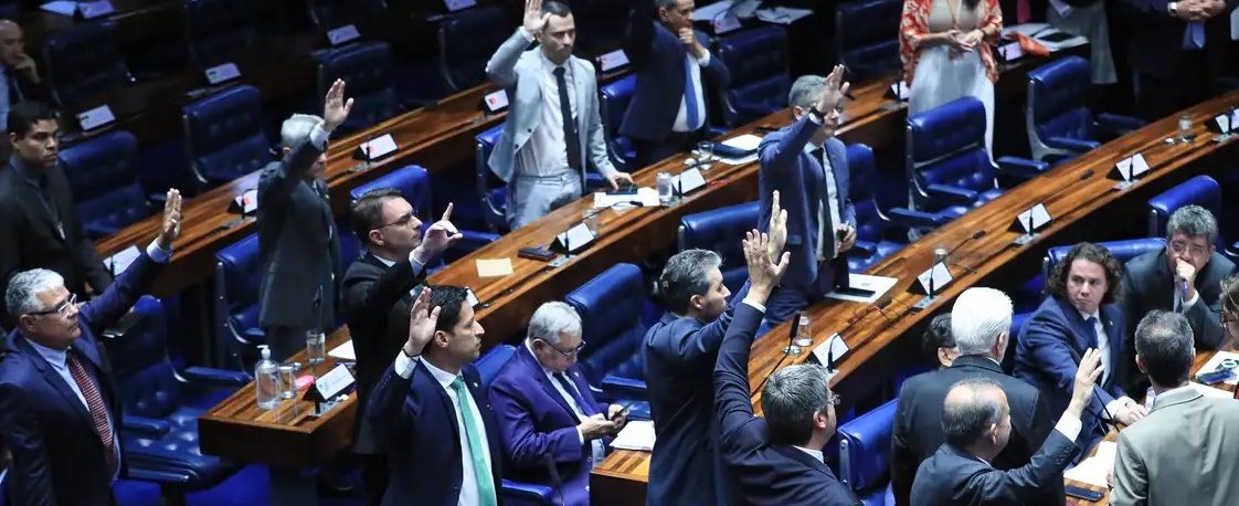Senado aprova taxação de compras internacionais de até US$ 50