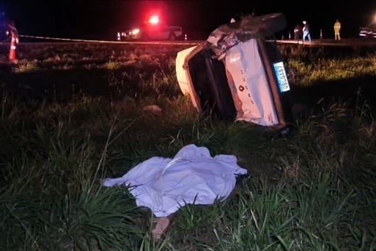 Mulher morre em capotamento de pick-up na MT-220 em Sinop