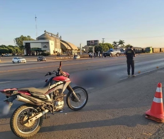 Motociclista morre após acidente com carreta na BR-163 em Sorriso