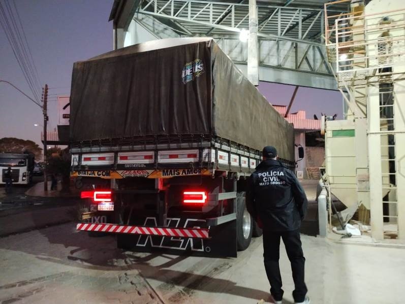 Polícia faz operação contra fraude na venda e transporte de grãos