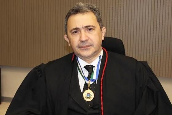 Desembargador é alvo de notícia-crime por omissão em fraude de R$ 300 milhões