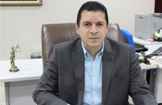 Advogados defendem história de juiz atacado durante batalha judicial nas eleições de Cuiabá