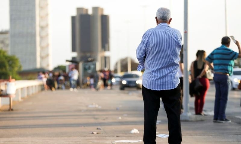 Proporção de idosos na população brasileira quase duplicou de 2000 para 2023, aponta IBGE