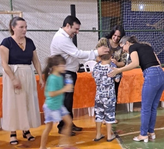 ‘De Olho No Futuro’ realiza a entrega de 130 óculos aos alunos da rede municipal de Sinop
