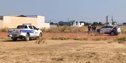 Sinop: Homem é encontrado morto em terreno baldio