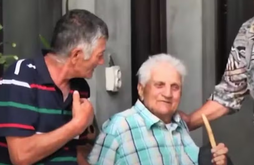 Mistério do homem que voltou para casa após 30 anos com a mesma roupa com que desaparecera continua sem explicação
