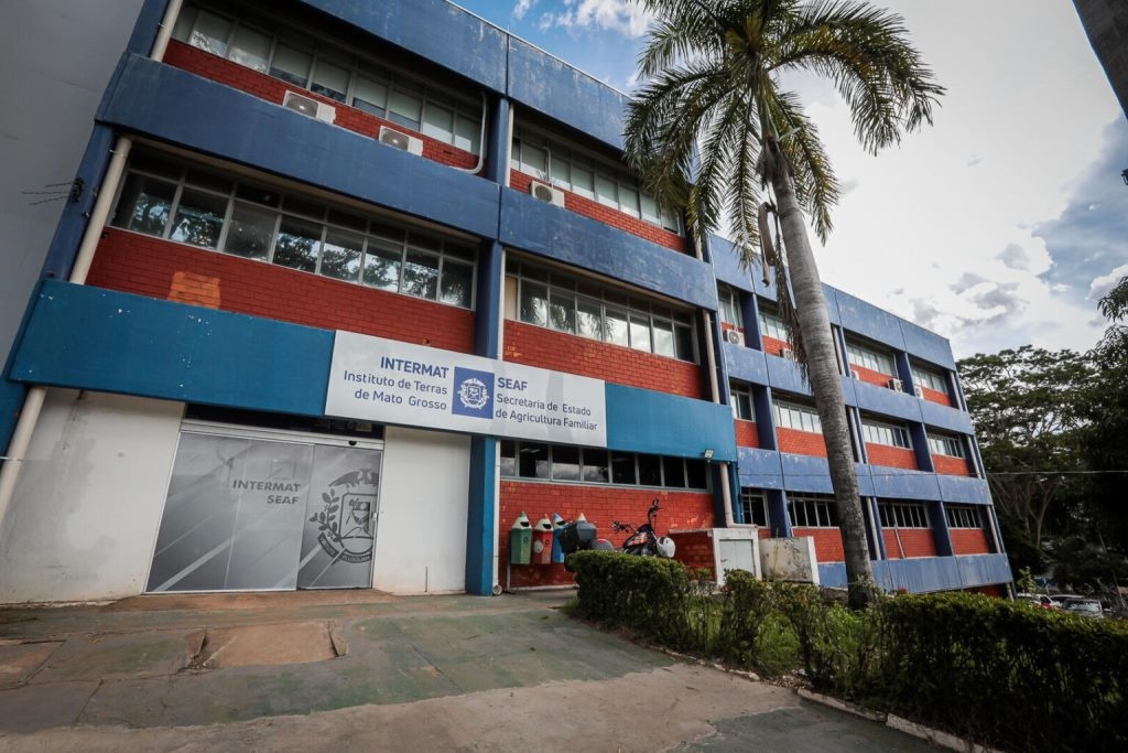 Justiça regulariza invasão de quase vinte anos em área do Estado e evita despejo de 100 famílias em Cuiabá