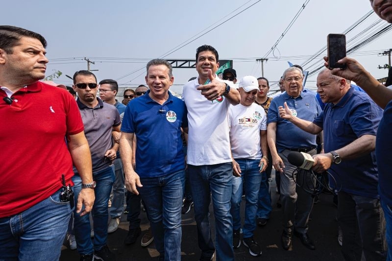 Governador reforça apoio a Kalil e leva 4 mil pessoas para as ruas do Cristo Rei