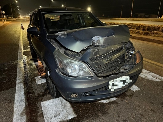 Sinop: Pick-up tem traseira atingida ao passar por quebra-molas