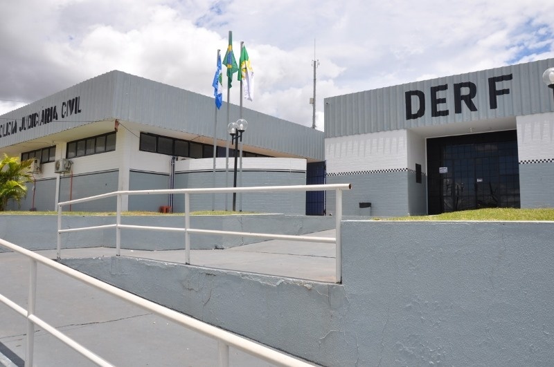 Polícia Civil recupera mais de R$ 600 mil em implantes mamários furtados de empresa