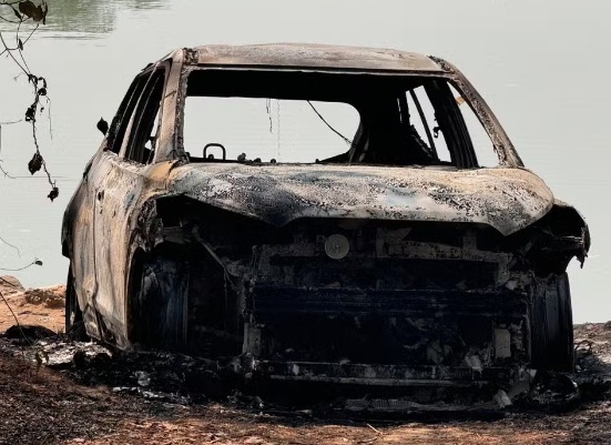 Dois corpos são encontrados carbonizados dentro de porta-malas de carro em MT