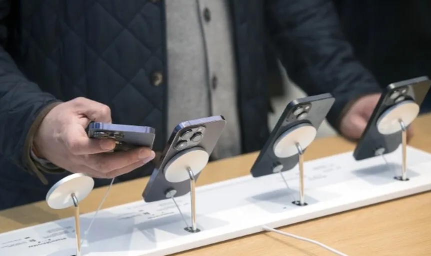 Apple não consegue diferenciar iPhones falsos dos verdadeiros e perde mais de R$ 13 milhões para golpistas nos EUA