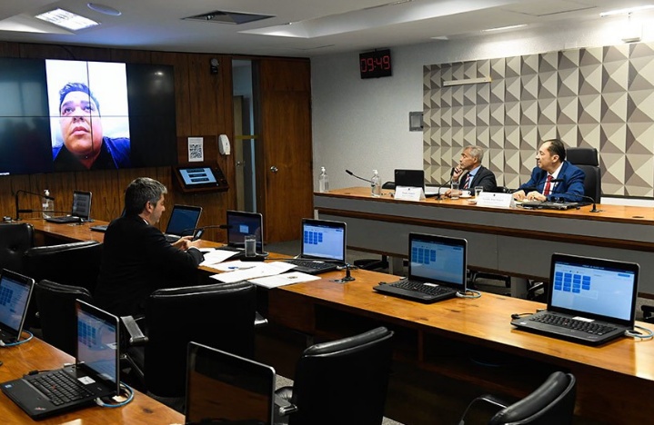 Empresário admite manipulação de resultados no futebol e diz ter lucrado R$ 300 mi