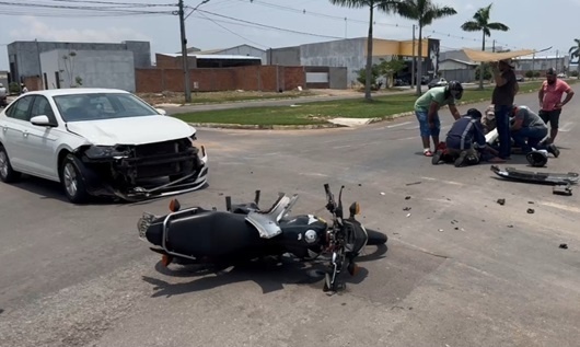 Dois ficam feridos em colisão entre moto e carro em Sinop