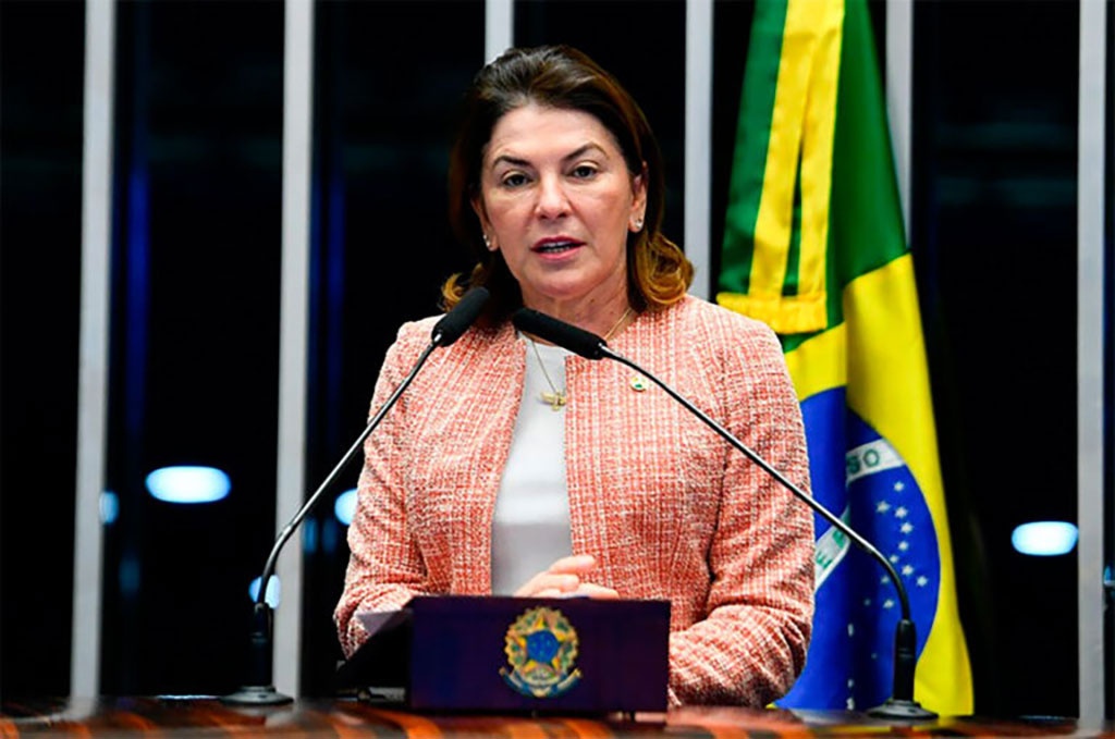 Senadora de MT apresenta Lei para voto impresso no Brasil para as eleições de 2026