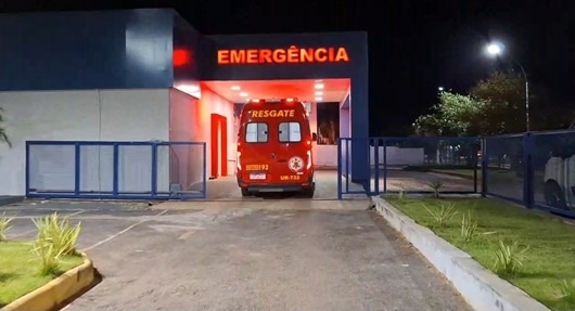 Carro foge após atropelar pedestre em Sinop