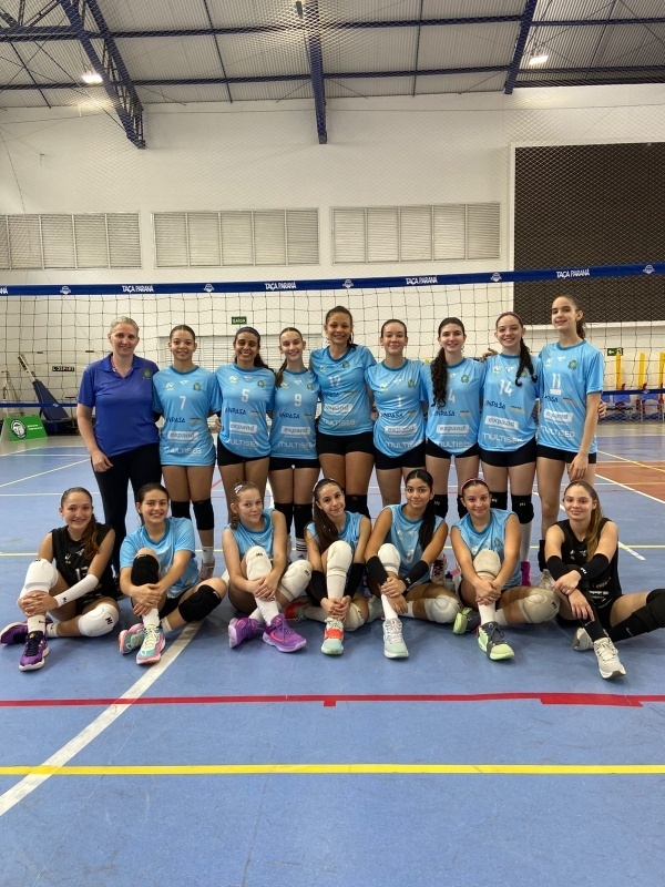 Equipe feminina de vôlei de Sinop vence Praia Clube na Taça Paraná e avança para as quartas de final