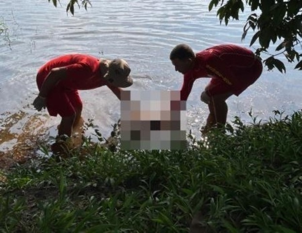 Homem sai de restaurante embriagado, entra em lagoa e morre afogado em MT