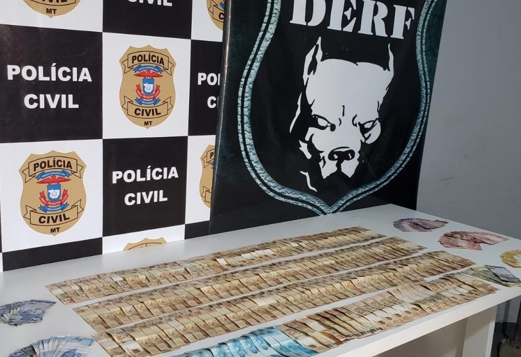 Suspeita de integrar facção é presa em universidade ao apresentar TCC para colar grau em Direito