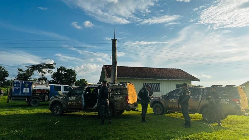Polícia Militar prende dois suspeitos que invadiram base do Indea e balearam sargento em Colniza