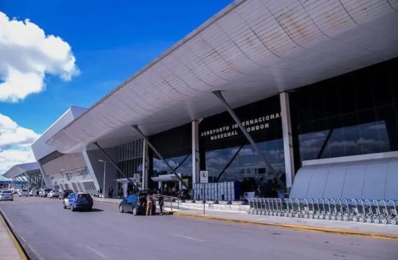 Aeroportos de MT devem receber mais de 185 mil passageiros no fim do ano, diz COA