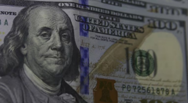 Dólar renova recorde histórico e fecha o dia a R$ 6,26
