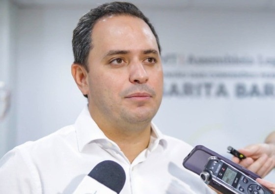 Pivetta é 'meio fechado', mas é bom gestor, defende Diego Guimarães