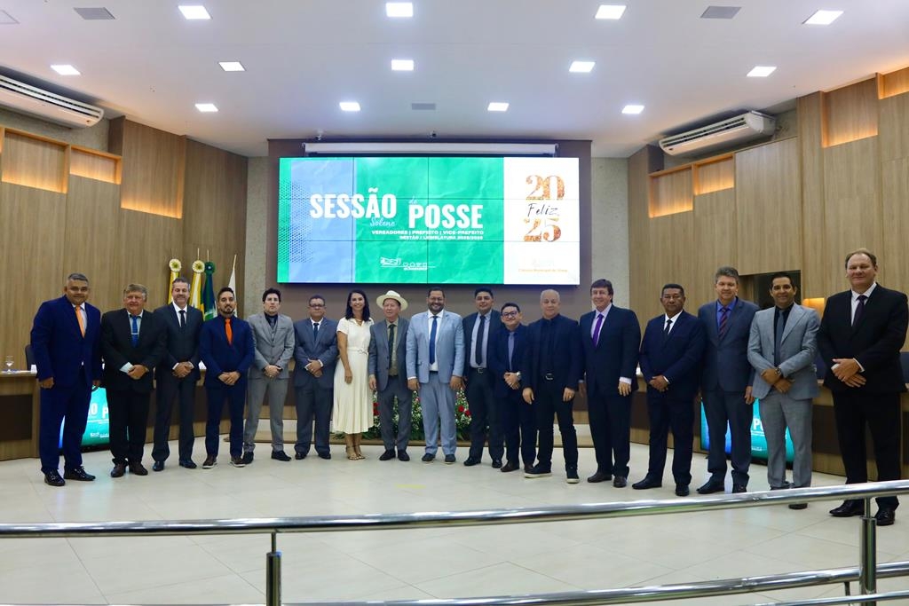 Vereadores tomam posse em Sinop
