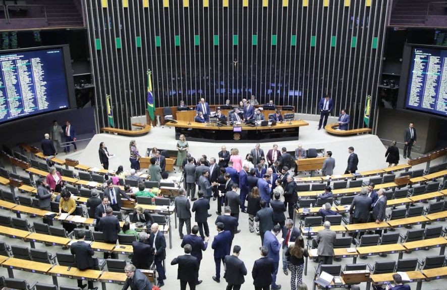 Câmara quer criar 18 novas cadeiras; MT deve ganhar 1 deputado