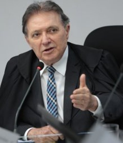 TCE descobre esquema e barra contrato de R$ 9,5 milhões em cidade de MT