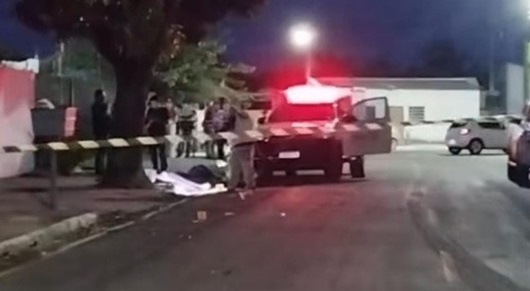 Menor de 15 anos é assassinado e amigo de 14 é baleado