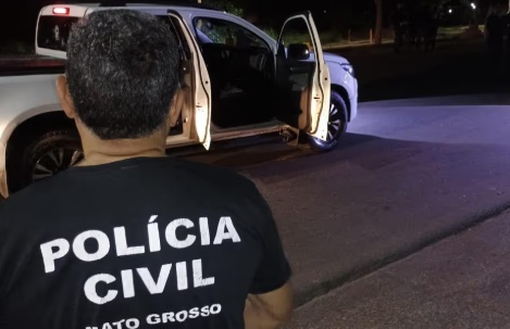 Dois faccionados com revólver e submetralhadora morrem em confronto com a PM na capital