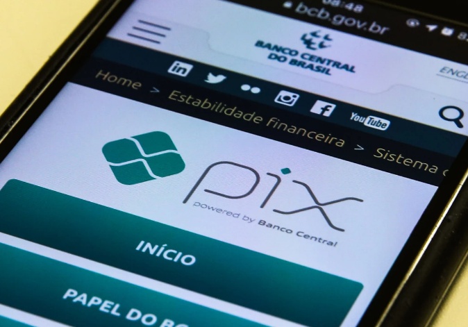 Pagamento de boletos por Pix começa nesta segunda (3); veja como vai funcionar