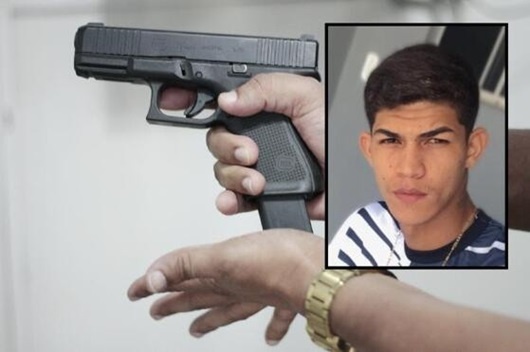 Jovem de 20 anos é assassinado em rua